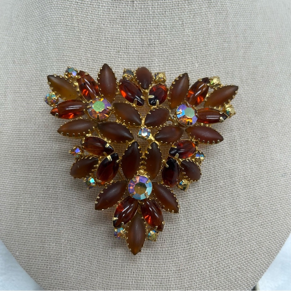 Vintage Large Root Beer Givre Rhinestone Triangle Brooch 1960s jewelry, stunning